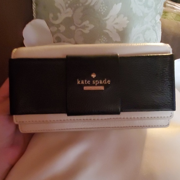 kate spade Bags Kate Spade New York Rina Crossbody Biege Black